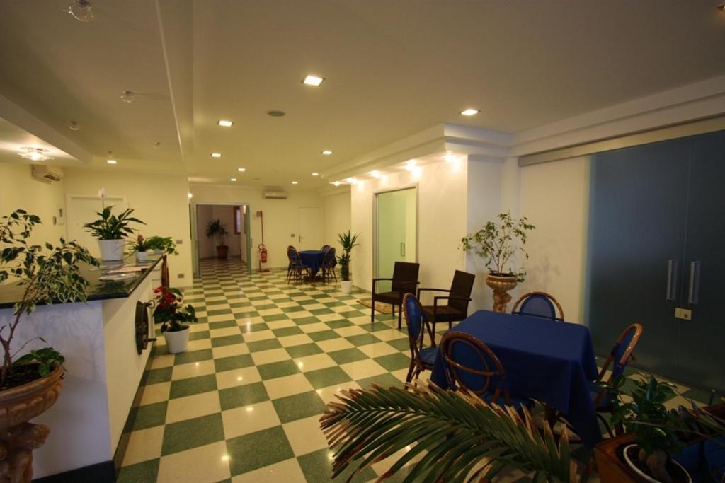 Hotel Bagni Arcobaleno Deiva Marina Ngoại thất bức ảnh